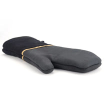 Professional Heat Resistant Oven Mitts - Silicone & Linen Non-Slip BBQ Gloves | FeetonBBQ